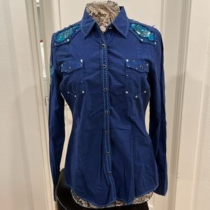 Roar western top cowgirl chic!